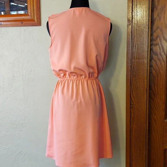 NWOT VENUS Lightweight Sleeveless Lace Up Ruffled Dress Rivet Detail - Picture 5 of 7